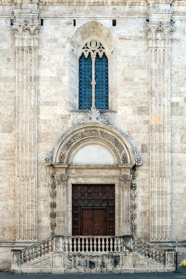 Porta Della Musa Асколи-Пичено Экстерьер фото